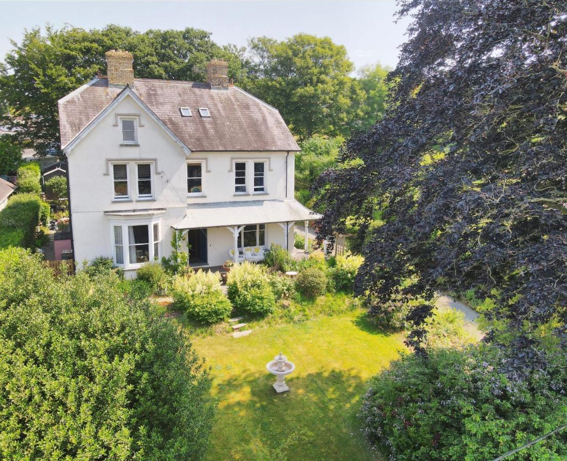 House Of Brohedyn Apartamento Newcastle Emlyn Exterior foto