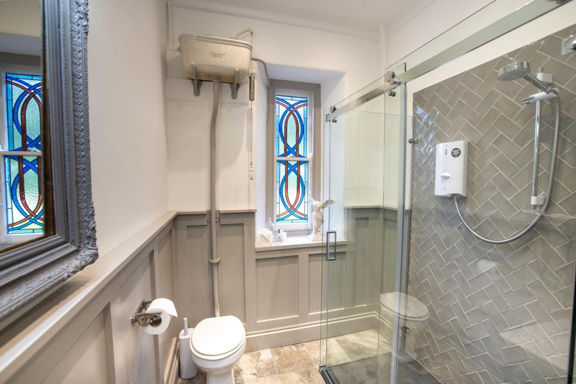 House Of Brohedyn Apartamento Newcastle Emlyn Exterior foto